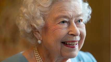 VOICI : Elizabeth II atteinte de la Covid-19 : cette information rassurante d’un expert royal
