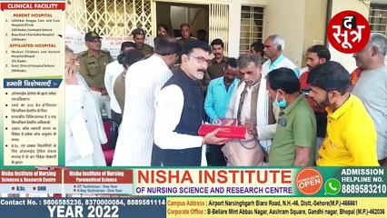 रायसेन में मजदूर की बेटी ने लौटाए 7 लाख के जेवर, दिया गया 51 हजार का पुरस्कार