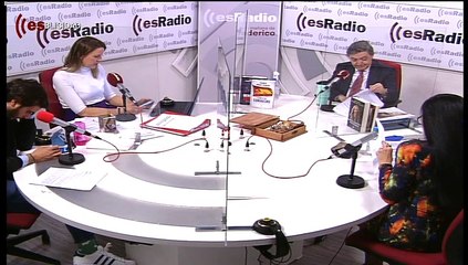 Скачать видео: Crónica Rosa: Rosa Benito contesta a Rocío Carrasco y la foto Ponce-Soria