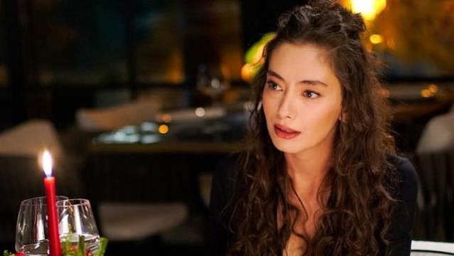Neslihan Atagül, Gecenin Ucunda isimli dizi ile ekranlara dönüyor