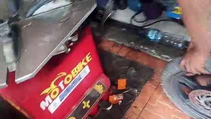 Tyre changer  motobike