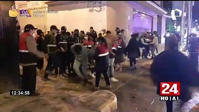 Cajamarca: ronderos desalojan a latigazos a jóvenes en fiestas clandestinas