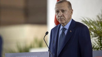 下载视频: Cumhurbaşkanı Erdoğan, Rusya-Ukrayna krizi sonrası Afrika gezisini yarıda kesti! Yurda dönüyor