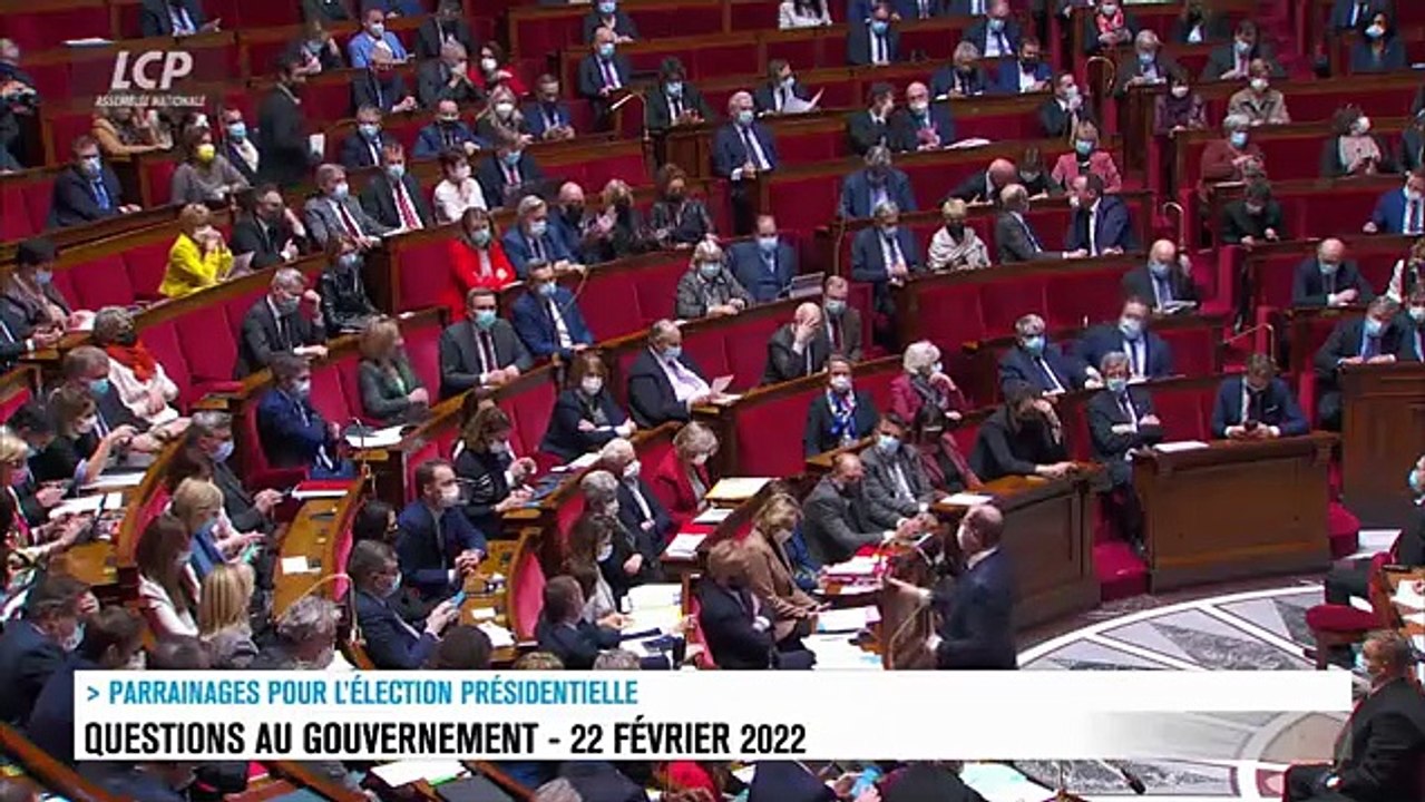 Présidentielle - Le Premier ministre Jean Castex appelle les élus à "apporter leurs parrainages" aux candidats: "Apporter son parrainage n'est pas un acte de soutien politique, c'est un acte démocratique" - VIDEO