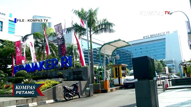 Presiden Jokowi Perintahkan Pencairan JHT Dipermudah