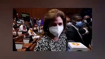 Vicepresidenta dice vacunas contra el Covid se están venciendo porque "hay personas que no se las han puesto”