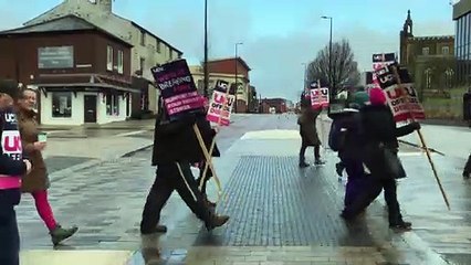 UCLan picket line