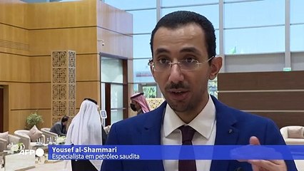 Petróleo se aproxima dos 100 dólares por crise na Ucrânia