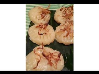 Kuih muih, juadah tradisional dan moden