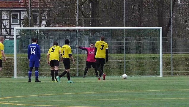 Der Ehrentreffer des RSV III gegen Ebergötzen durch Henning Lührs