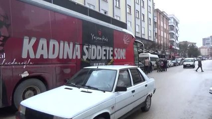 CHP Ankara Milletvekili Emir ile İl Başkanı Akıllı, Kahramankazan'da ziyaretlerde bulundu