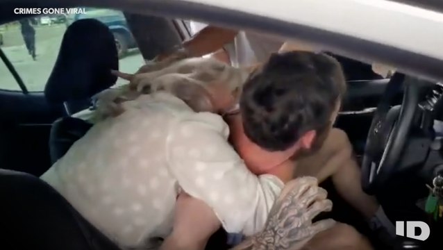 Female Passenger Bites, Chokes, Scratches This Unsuspecting Ride Share Driver While On The Road