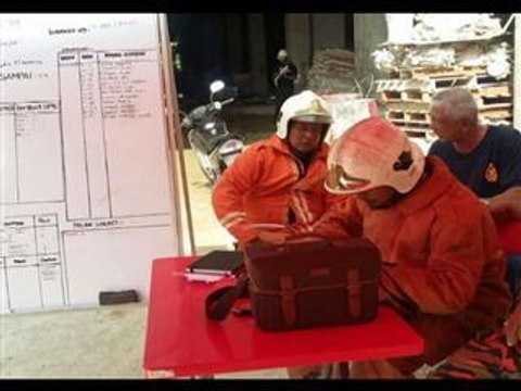 Krolonogi runtuhan konkrit Pulau Sebang, Melaka