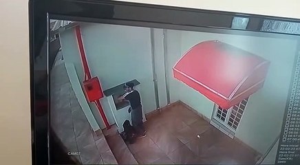 Homem rouba hidrômetro e pizzaria acaba fechada no Sul de Minas