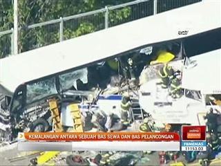 Kemalangan antara sebuah bas sewa dan bas pelancongan