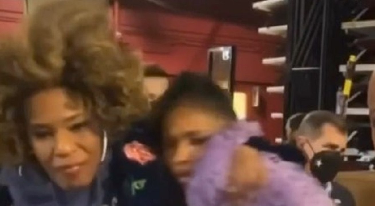 Macy Gray caught Jennifer Hudson off guard with strong hug