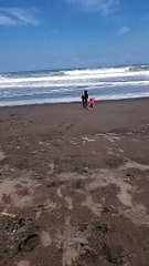 Seru Bermain di Pantai 🏖️