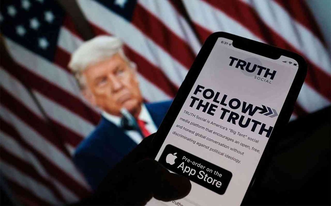 دونالد ترامب يطلق شبكة "Truth Social" للتواصل الاجتماعي