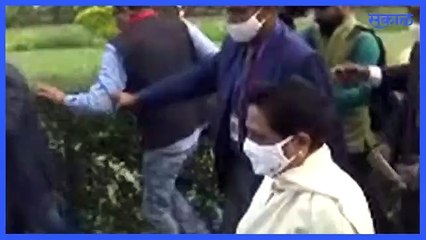 Uttar Pradesh Assembly Elections 2022: बसपाच्या मायावतींनी बजावला मतदानाचा हक्क | Sakal |