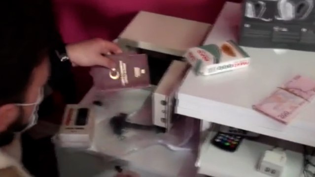 Dolandırıcılıkta sınır tanımadılar: Sahte alışveriş sitesi kurarak ‘jigolo’ ilanı verdiler