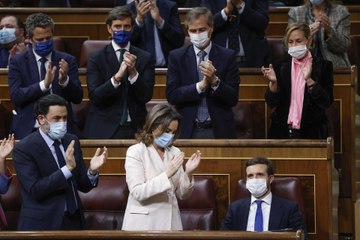 Así ha sido la ovación a Casado tras su intervención en la sesión de control al Gobierno