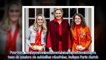 Maxima des Pays-Bas - la reine et son mari rendent hommage aux médaillés des JO d'hiver de Pékin