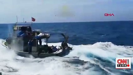 SON DAKİKA: Ege'de Türk balıkçılara Yunan ateşi