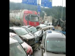 Over 30 vehicles pile up on overpass in southwest China city