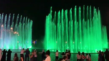 Dubai Attraction - The Palm Fountain ; “Billie Jean” Michael Jackson
