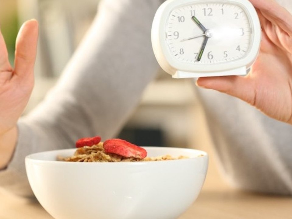 Heilfasten, intervallfasten und co.: fastenmethoden im check