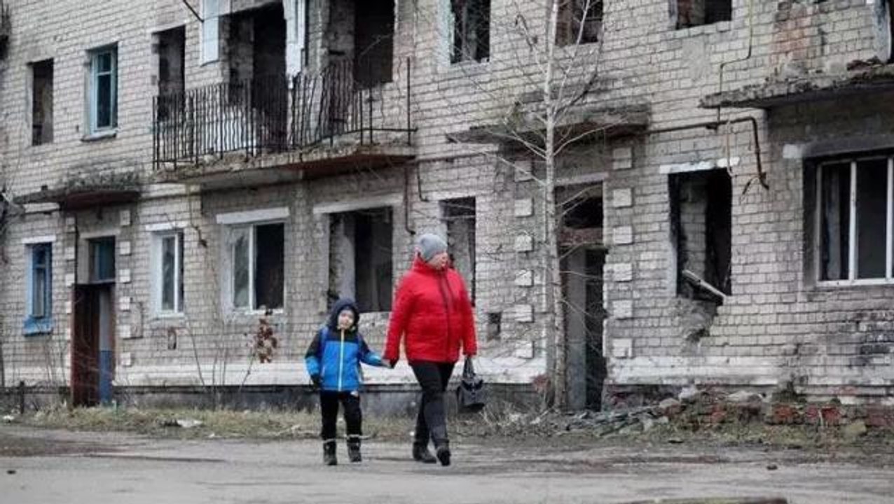 İşte savaşın gerçek yüzü! Ukrayna'da çocukların kıyafetlerine kan grubu etiketi takmaya başladılar