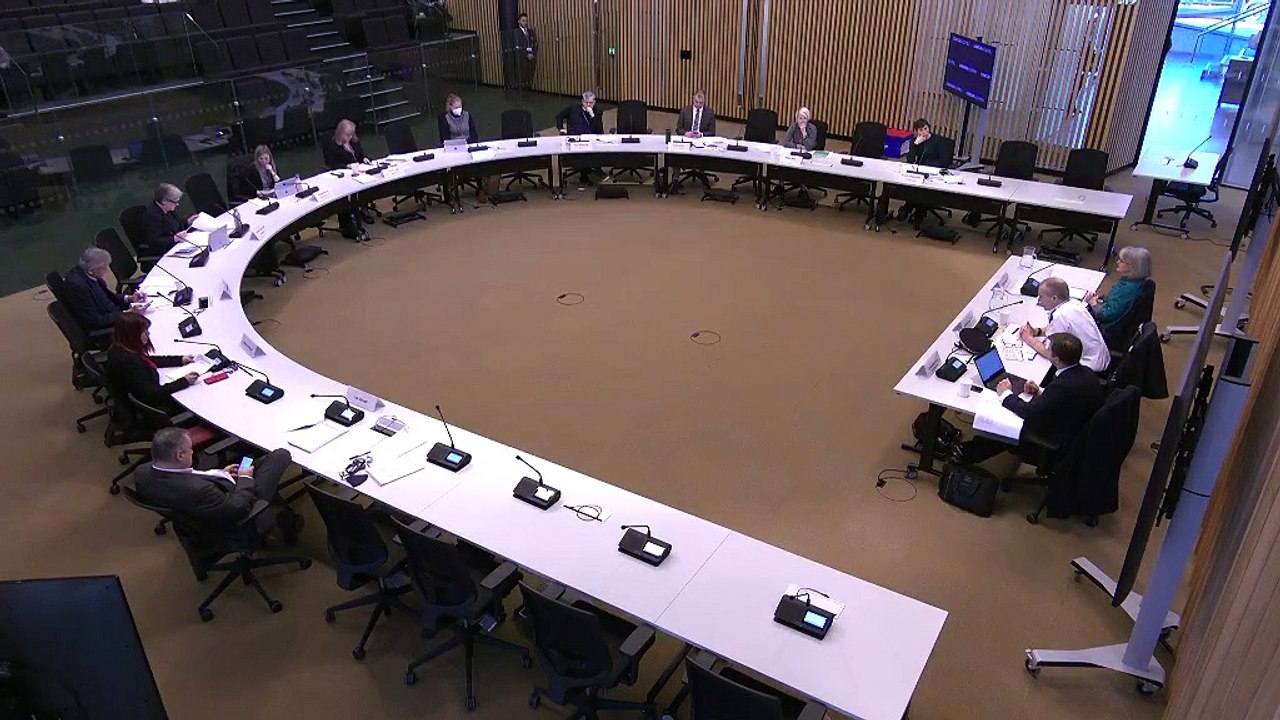 Top Met officer denies vetting errors with Sarah Everard killer Wayne Couzens