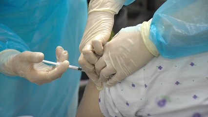 3차 접종 완료자, 오미크론 치명률 0.08%..."계절 독감 수준" / YTN