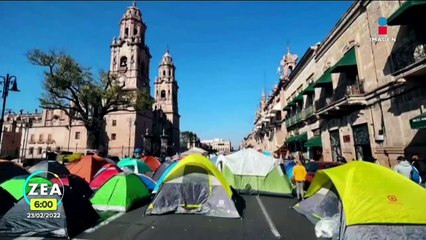 CNTE instala campamento y bloquea centro comercial en Morelia