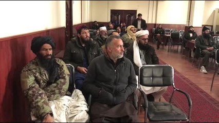 Afganistan'a gönderilen "İyilik Treni"nden muhtaç çocuklara eğitim desteği