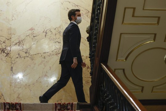 VÍDEO | Casado se despide en el Congreso: los momentos clave de una mañana frenética
