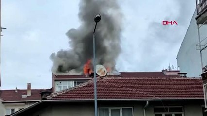 BURSA'DA 5 KATLI BİNANIN ÇATISINDA YANGIN
