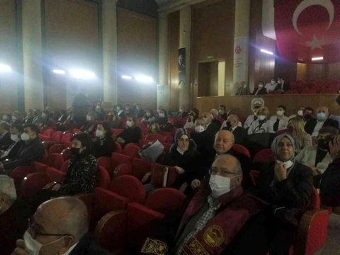 Sağlık Bilimleri Üniversitesi Rektörü Erdöl: (Saldırıya uğrayan doktor) Bunların peşini bırakmamamız ve mücadele etmemiz lazım