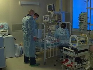 Media Rusia siar wajah bayi lelaki yang terselamat tragedi runtuhan