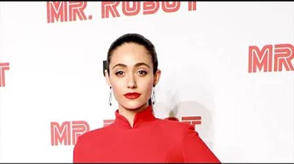 Apple TV+: Emmy Rossum rejoint Tom Holland dans la série « The Crowded Room »