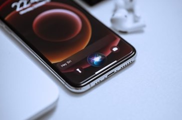 Siri Adds Gender-Neutral Voice