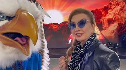 Milly Carlucci ha preso una decisione: ancora duetti nella terza puntata de Il cantante mascherato S