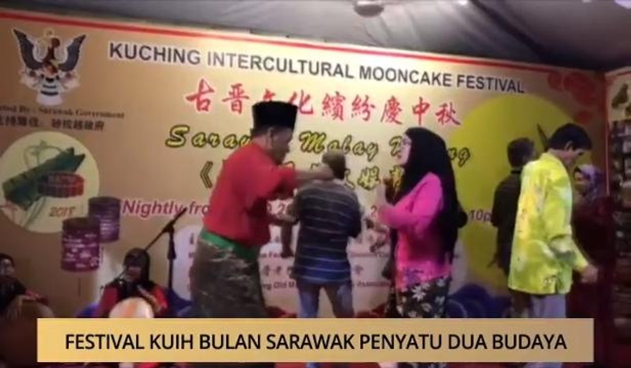 AWANI - Sarawak: Festival Kuih Bulan Sarawak penyatu dua budaya