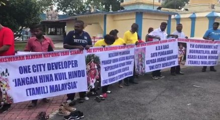 [Perkembangan TERKINI]: Lebih 30 penganut Hindu dari kuil sekitar Lembah Klang berkumpul
