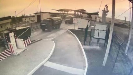 Ukrayna, Rus ordusunun Kırım'dan giriş anlarını yayınladı