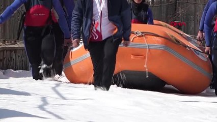 BOTAN ÇAYI'NDA TÜRKİYE ŞAMPİYONASINA HAZIRLANIYORLAR