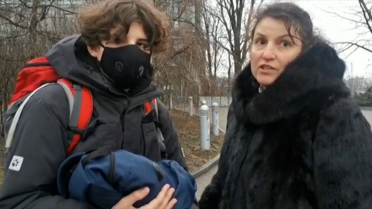 Russische Angriffe auf die Ukraine: 'Wir retten unser Leben'