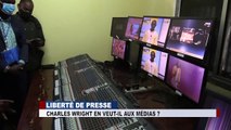 LIBERTE DE PRESSE , LES  SYNDICATS DE LA PRESSE DEMANDE DES COMPTES  AU PROCUREUR CHARLES  WRIGHT