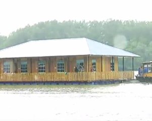 AWANI - Johor: Percutian santai di Callet Terapung Kong Kong