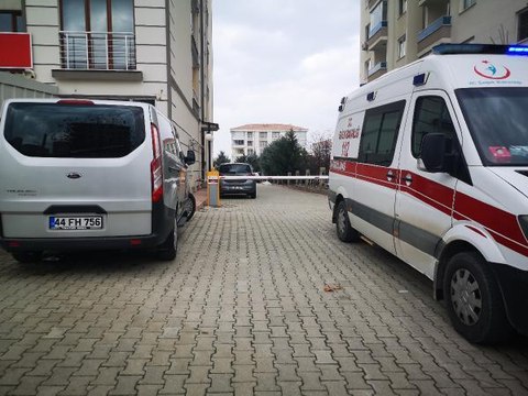 Son dakika gündem: EMEKLİ POLİS, DİŞ KLİNİĞİNDE BEKLERKEN KALP KRİZİNDEN ÖLDÜ